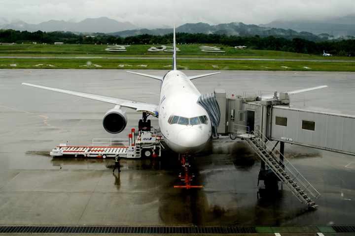 高松空港発着の国内格安航空券 飛行機予約はスカイ シー格安航空券モール